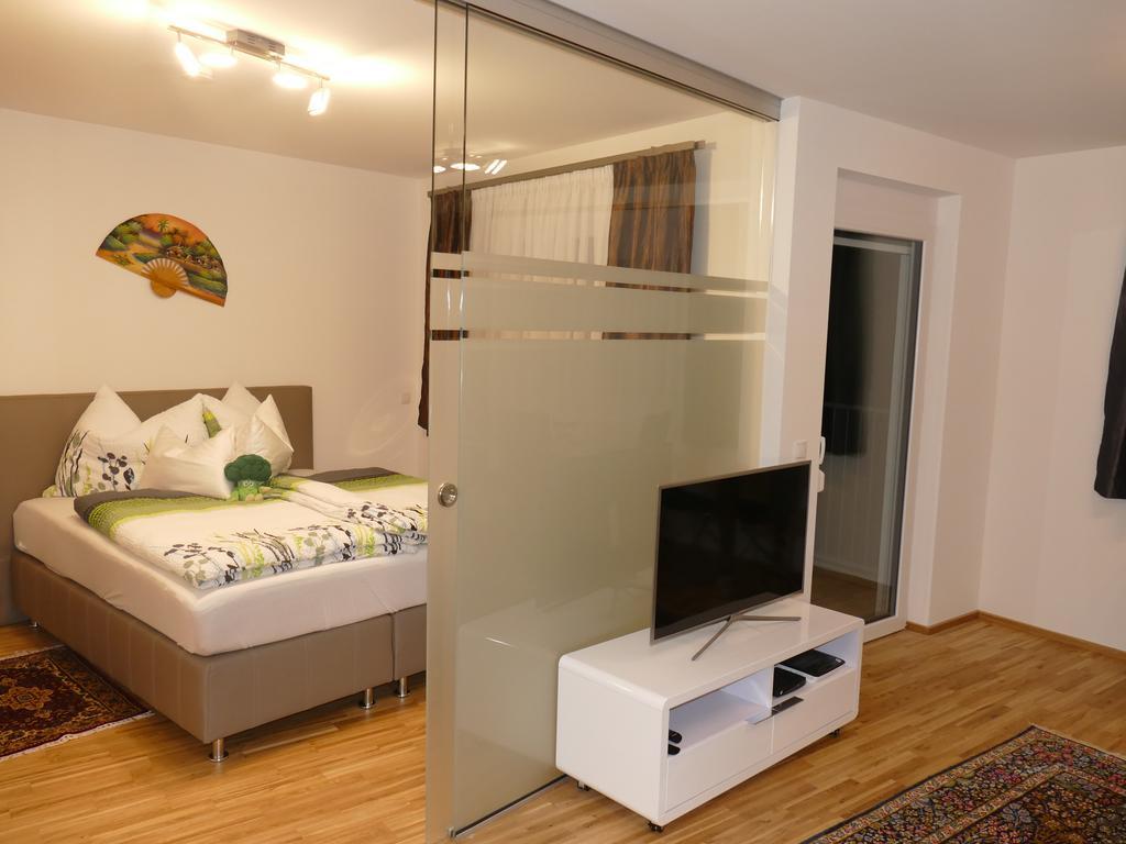 Chads City Apartment Mit Tiefgarage Free Parking Грац Экстерьер фото