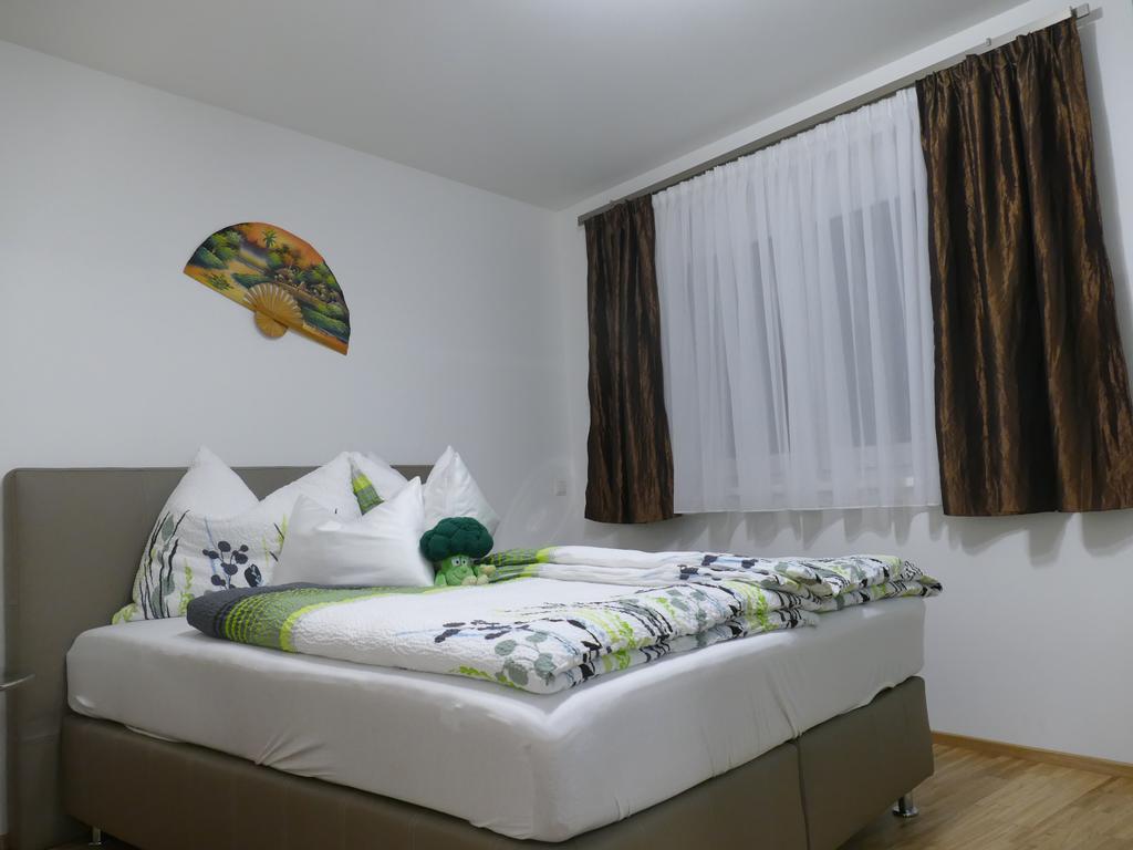Chads City Apartment Mit Tiefgarage Free Parking Грац Экстерьер фото
