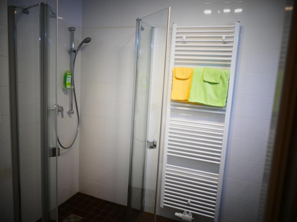 Chads City Apartment Mit Tiefgarage Free Parking Грац Экстерьер фото